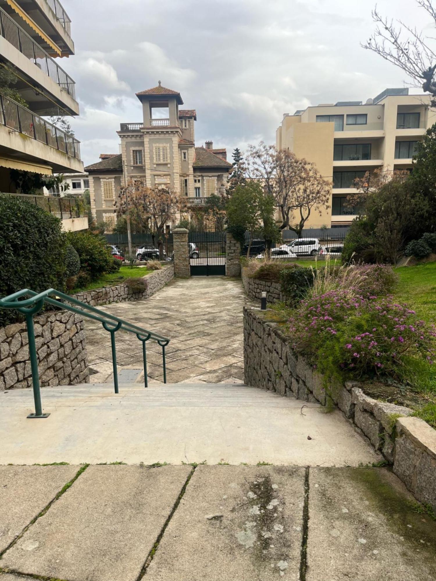 Appartement Douillet En Ville Ajaccio  Bagian luar foto